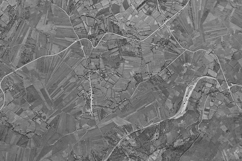 Ortofoto de 1956-1957 del núcleo de Moeche