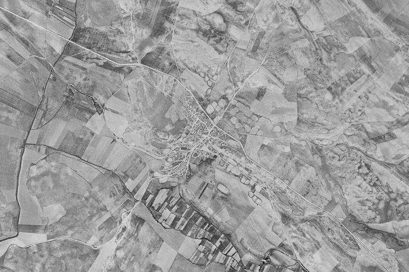 Ortofoto de 1956-1957 del núcleo de Alconchel de la Estrella