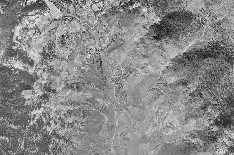 Ortofoto de 1956-1957 del núcleo de Bascuñana de San Pedro