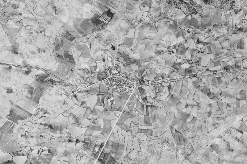 Ortofoto de 1956-1957 del núcleo de Graja de Iniesta