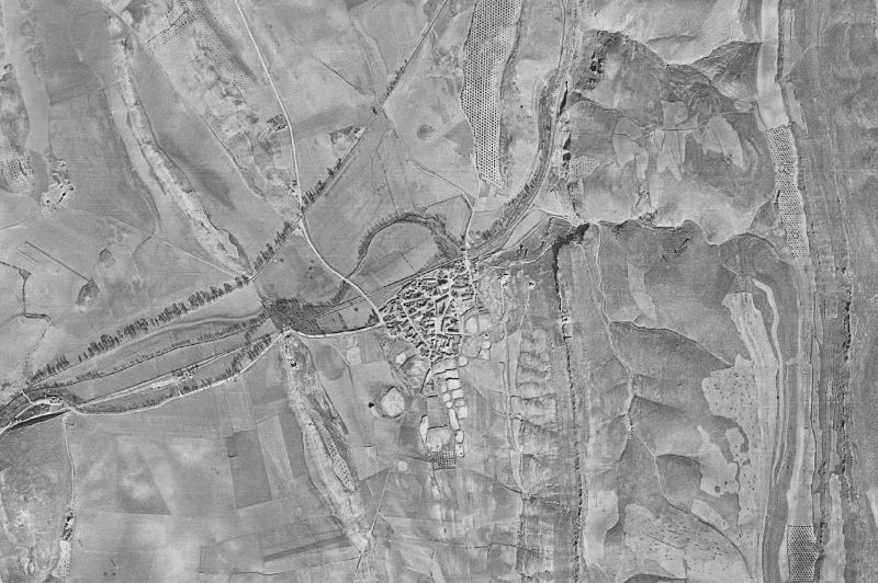 Ortofoto de 1956-1957 del núcleo de Huelves