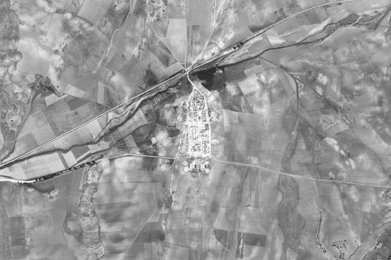Ortofoto de 1956-1957 del núcleo de Paredes