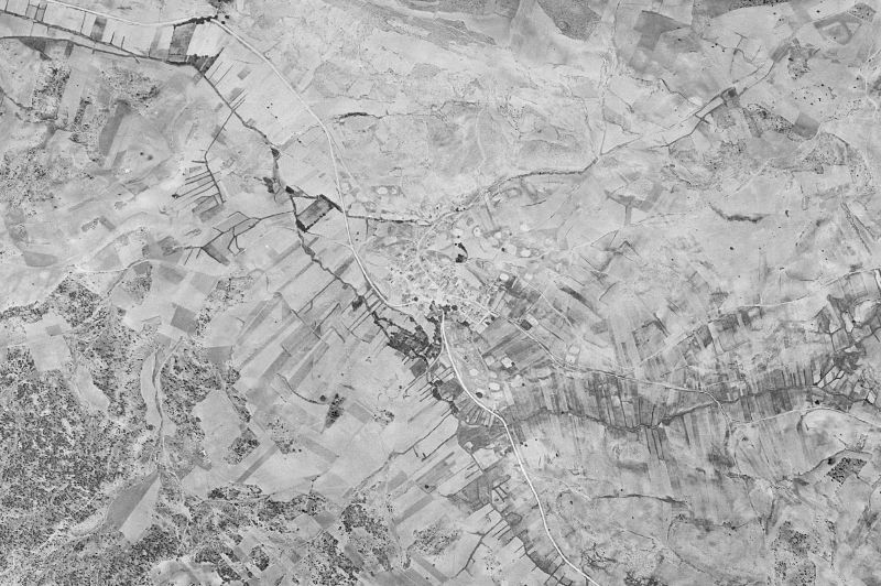 Ortofoto de 1956-1957 del núcleo de Piqueras del Castillo