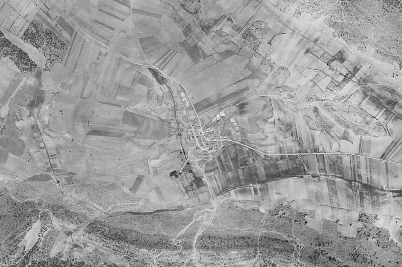Ortofoto de 1956-1957 del núcleo de Solera de Gabaldón