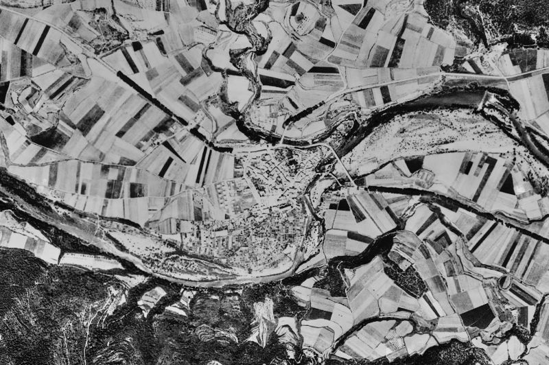 Ortofoto de 1956-1957 del núcleo de Besalú