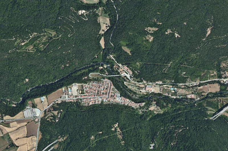 Ortofoto actual del núcleo de Castellfollit de la Roca