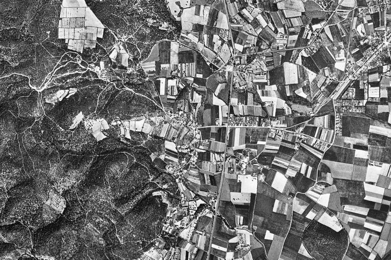 Ortofoto de 1956-1957 del núcleo de Mont-ras