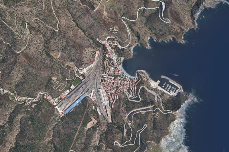 Ortofoto actual del núcleo de Portbou