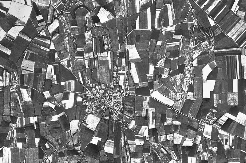 Ortofoto de 1956-1957 del núcleo de Ullastret