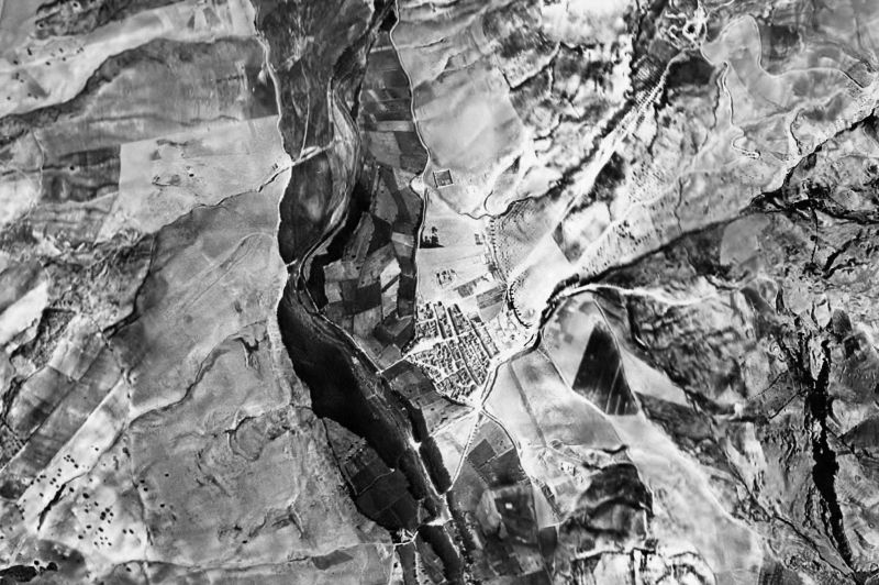 Ortofoto de 1956-1957 del núcleo de Cacín