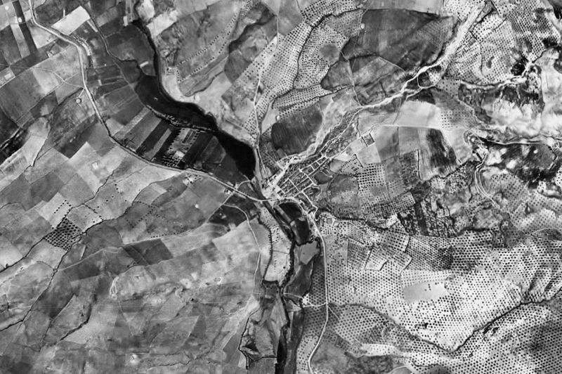Ortofoto de 1956-1957 del núcleo de Santa Cruz del Comercio