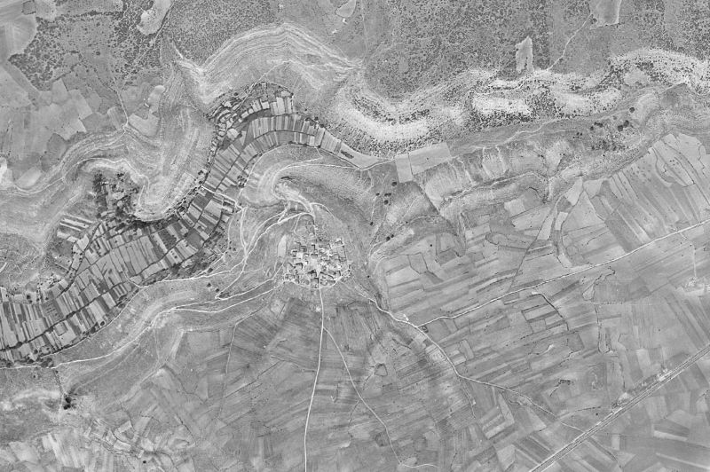 Ortofoto de 1956-1957 del núcleo de Almadrones