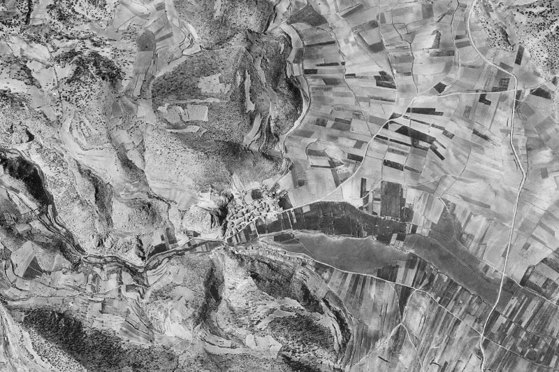 Ortofoto de 1956-1957 del núcleo de Megina