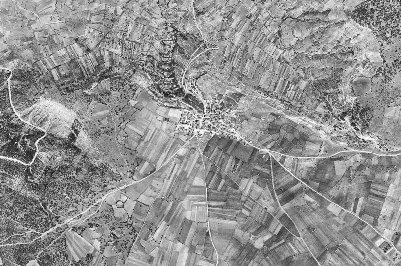Ortofoto de 1956-1957 del núcleo de Mirabueno