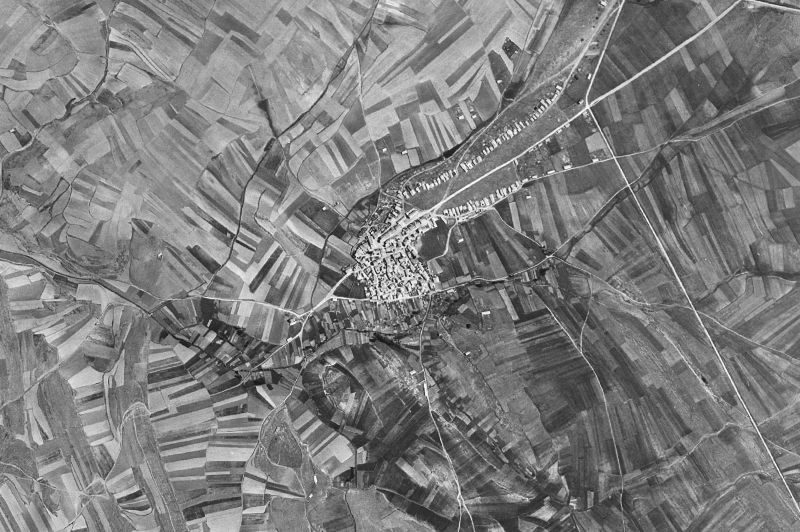 Ortofoto de 1956-1957 del núcleo de El Pobo de Dueñas