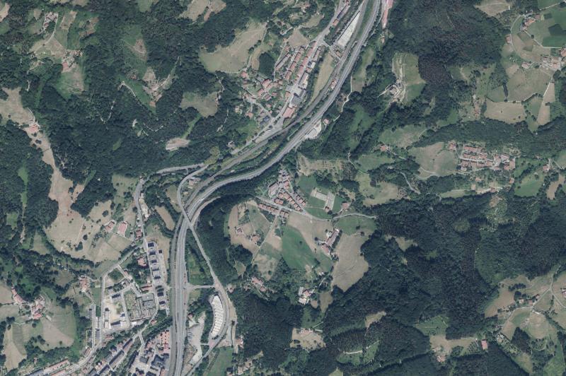 Ortofoto actual del núcleo de Arama
