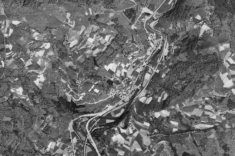 Ortofoto de 1956-1957 del núcleo de Itsasondo