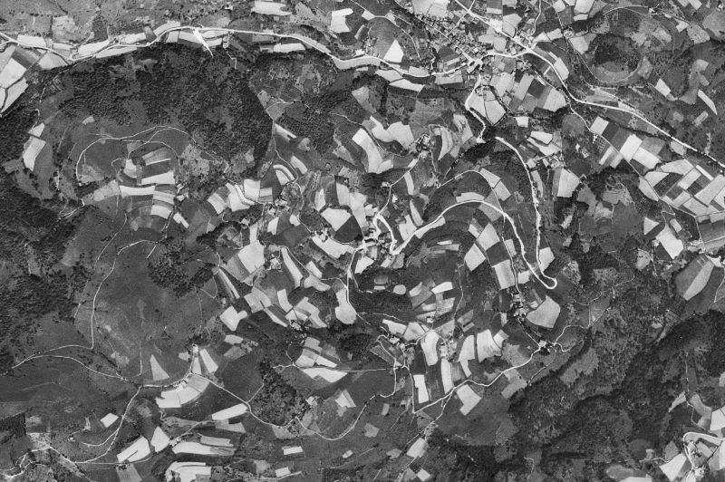 Ortofoto de 1956-1957 del núcleo de Larraul