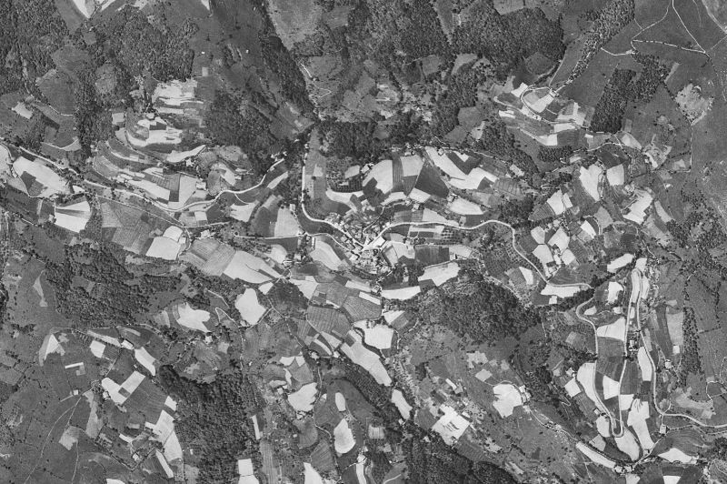 Ortofoto de 1956-1957 del núcleo de Errezil