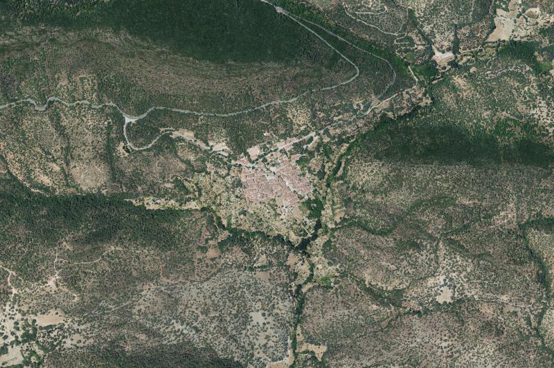 Ortofoto actual del núcleo de Linares de la Sierra