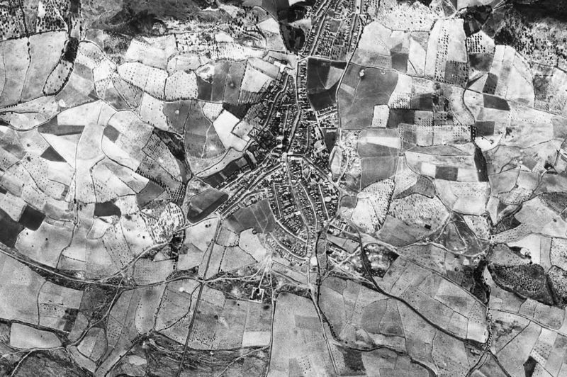 Ortofoto de 1956-1957 del núcleo de Villanueva de los Castillejos