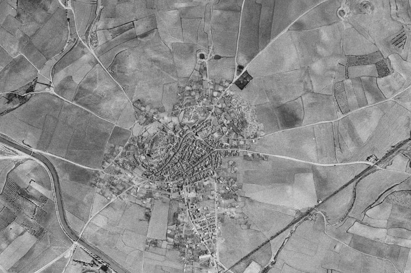 Ortofoto de 1956-1957 del núcleo de Almudévar