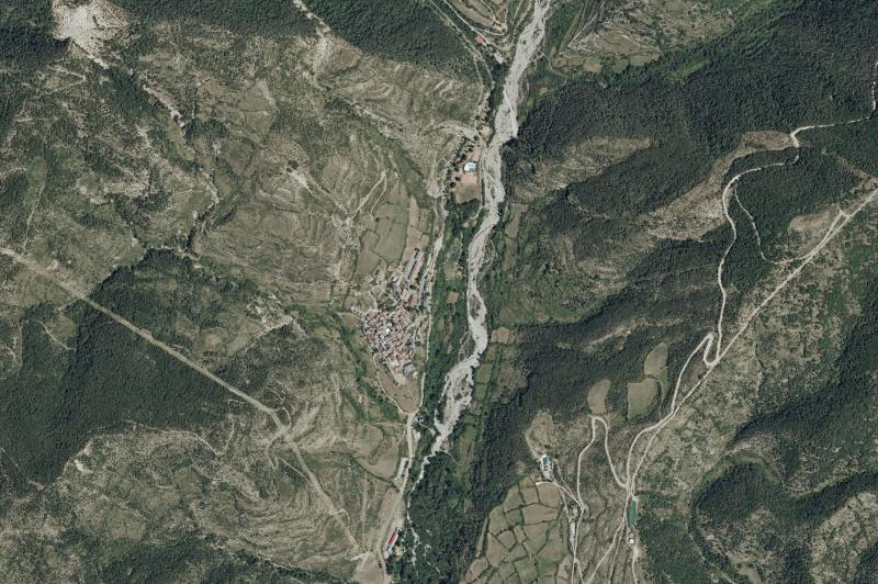 Ortofoto actual del núcleo de Aragüés del Puerto