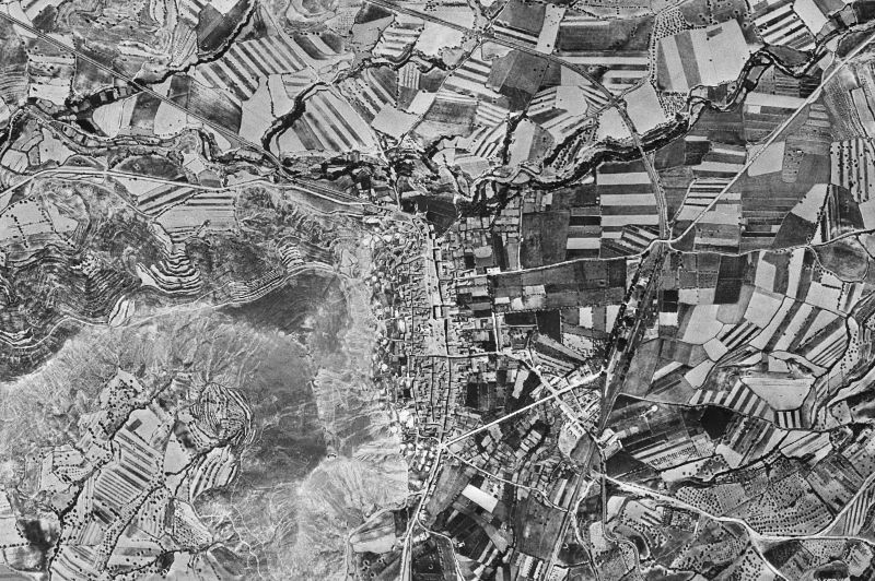 Ortofoto de 1956-1957 del núcleo de Ayerbe