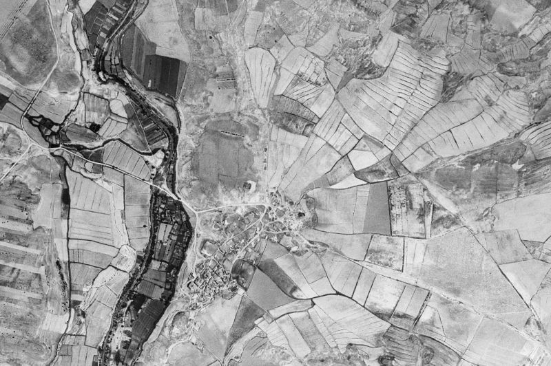 Ortofoto de 1956-1957 del núcleo de Barbués