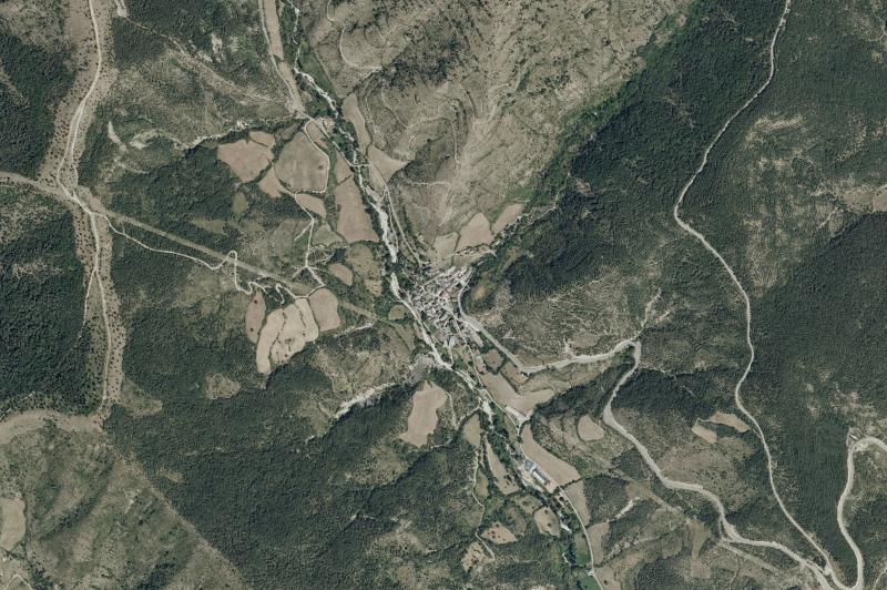 Ortofoto actual del núcleo de Borau
