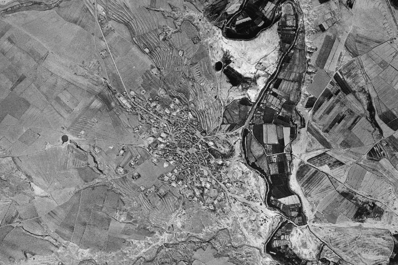 Ortofoto de 1956-1957 del núcleo de Lalueza