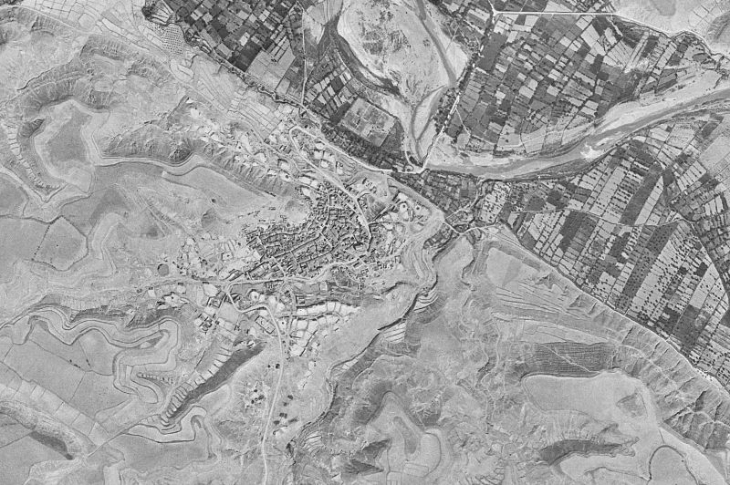 Ortofoto de 1956-1957 del núcleo de Ontiñena