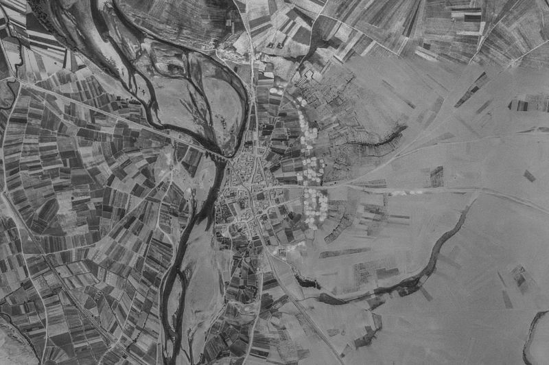 Ortofoto de 1956-1957 del núcleo de Cebrones del Río