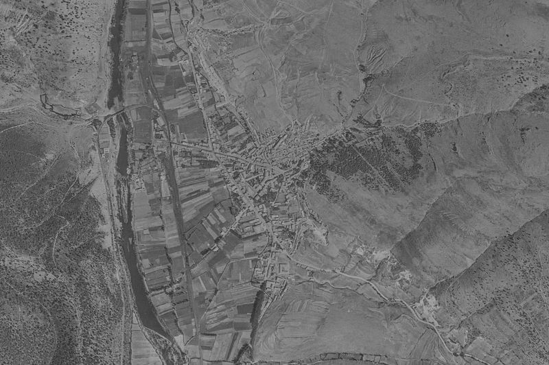 Ortofoto de 1956-1957 del núcleo de Cistierna