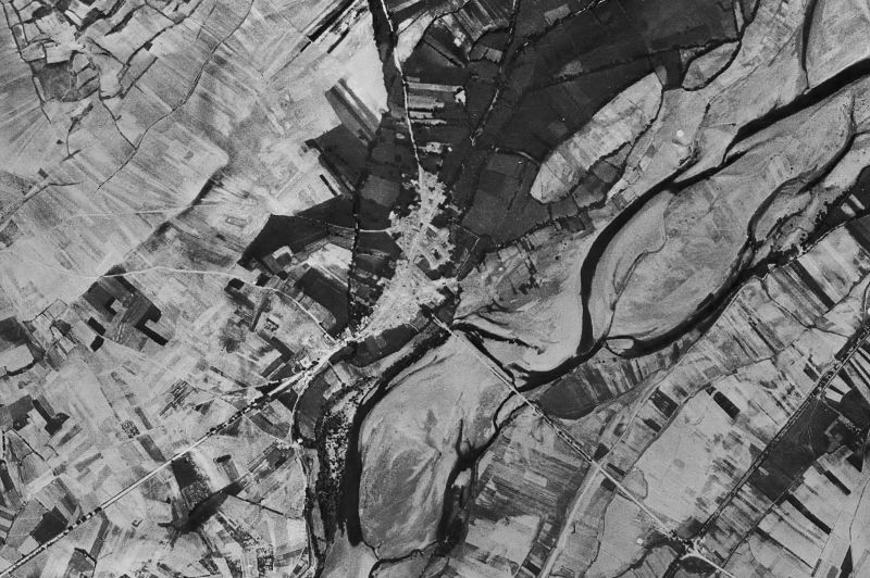 Ortofoto de 1956-1957 del núcleo de Gradefes