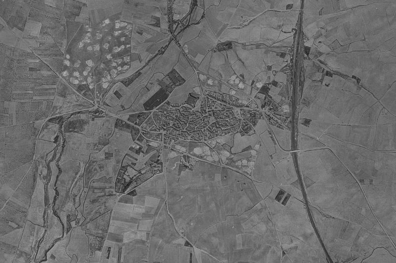 Ortofoto de 1956-1957 del núcleo de Grajal de Campos