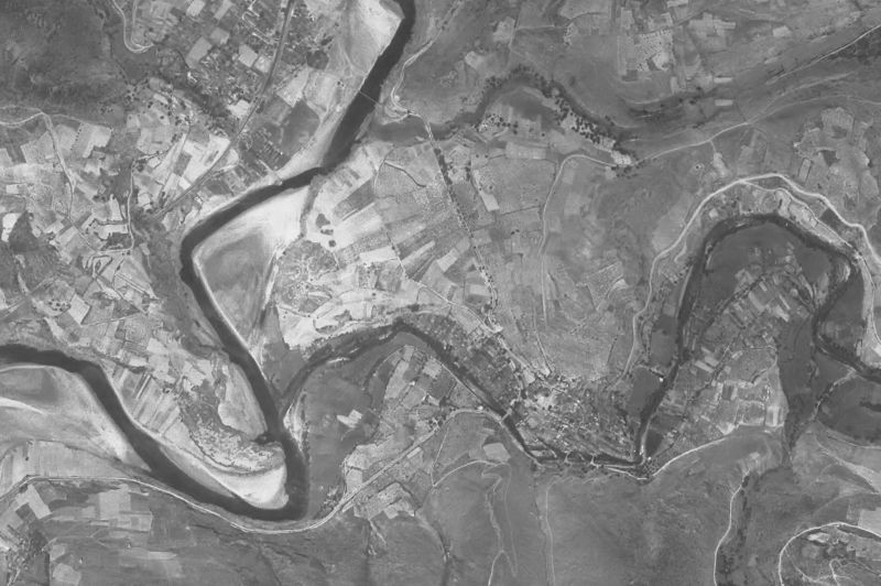 Ortofoto de 1956-1957 del núcleo de Puente de Domingo Flórez