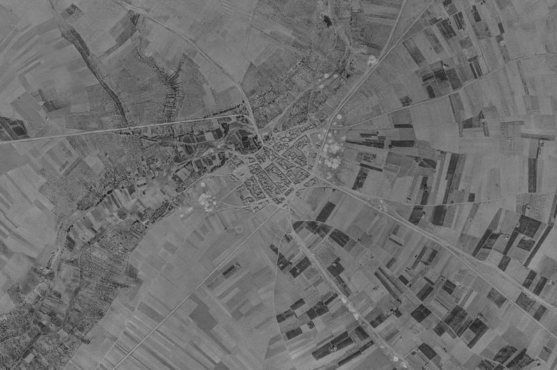 Ortofoto de 1956-1957 del núcleo de Roperuelos del Páramo