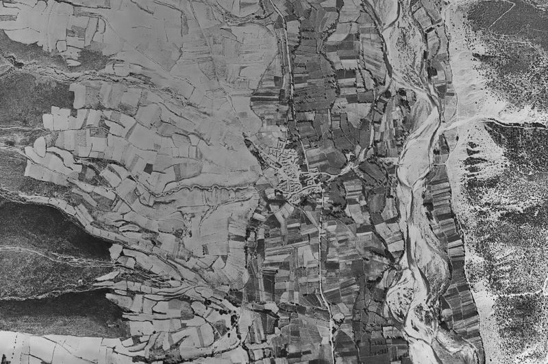 Ortofoto de 1956-1957 del núcleo de Santa Colomba de Curueño