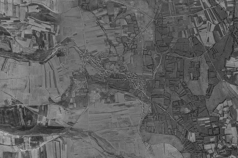 Ortofoto de 1956-1957 del núcleo de Sariegos