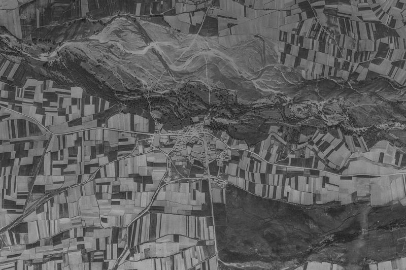 Ortofoto de 1956-1957 del núcleo de Villamontán de la Valduerna