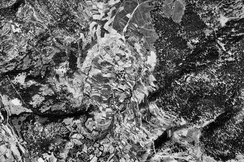 Ortofoto de 1956-1957 del núcleo de Arres
