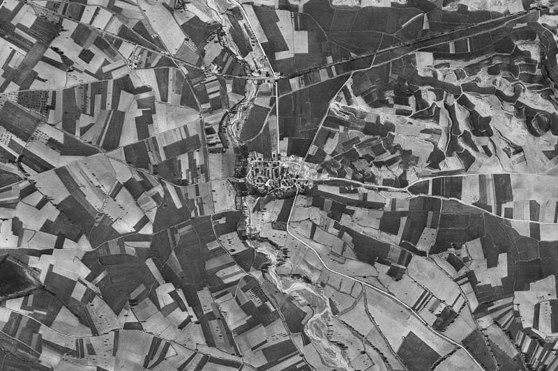Ortofoto de 1956-1957 del núcleo de Alesón