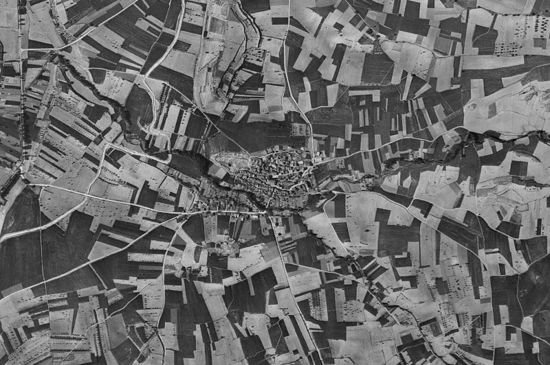Ortofoto de 1956-1957 del núcleo de Arenzana de Abajo