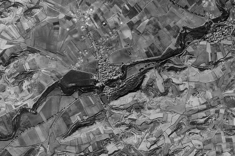 Ortofoto de 1956-1957 del núcleo de Cuzcurrita de Río Tirón