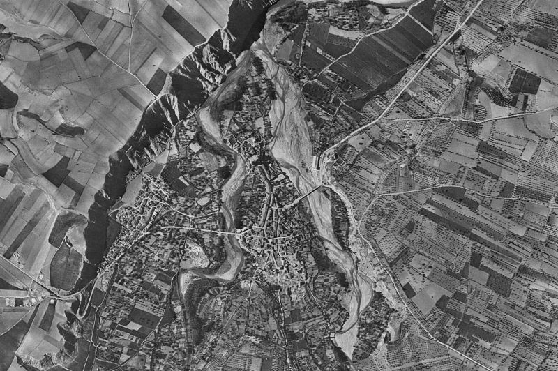 Ortofoto de 1956-1957 del núcleo de Murillo de Río Leza
