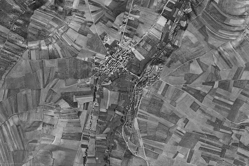 Ortofoto de 1956-1957 del núcleo de Rodezno