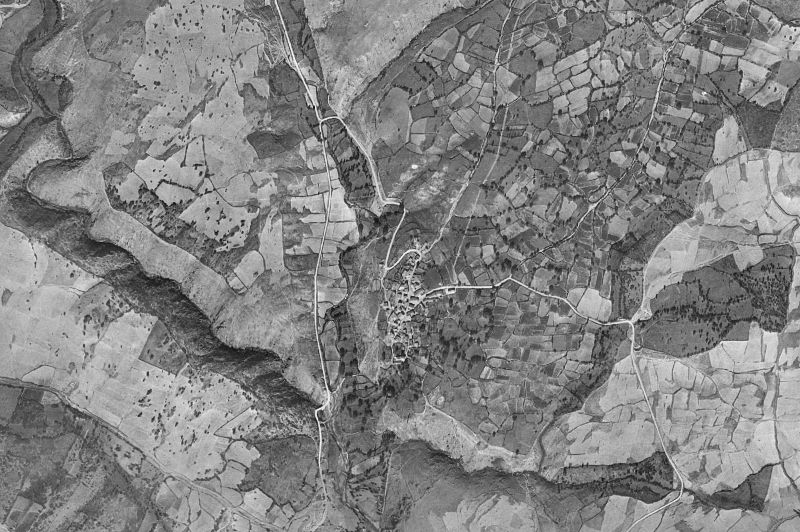 Ortofoto de 1956-1957 del núcleo de Horcajo de la Sierra-Aoslos