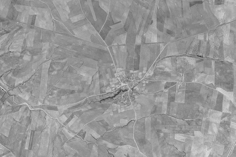 Ortofoto de 1956-1957 del núcleo de Serranillos del Valle
