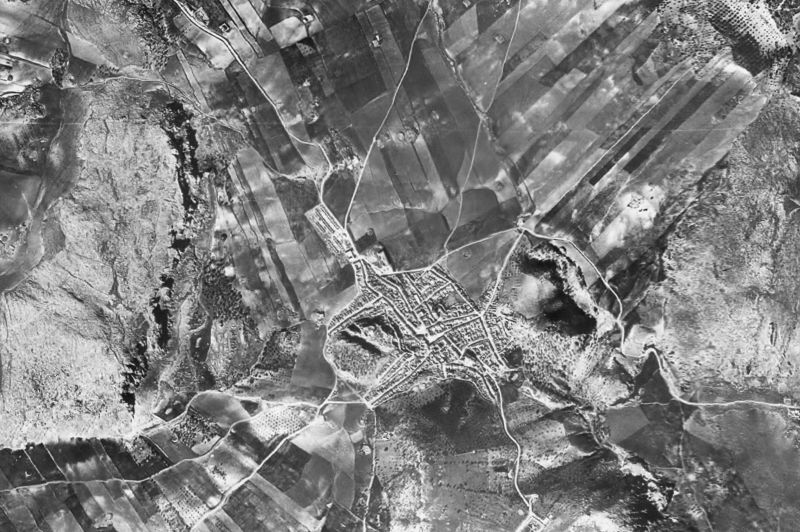 Ortofoto de 1956-1957 del núcleo de Cañete la Real